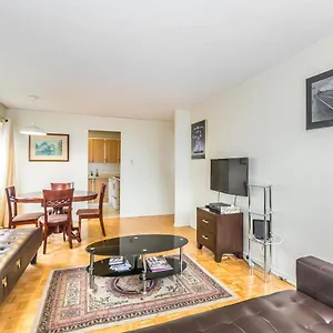 Furnished Living-gerard Toronto